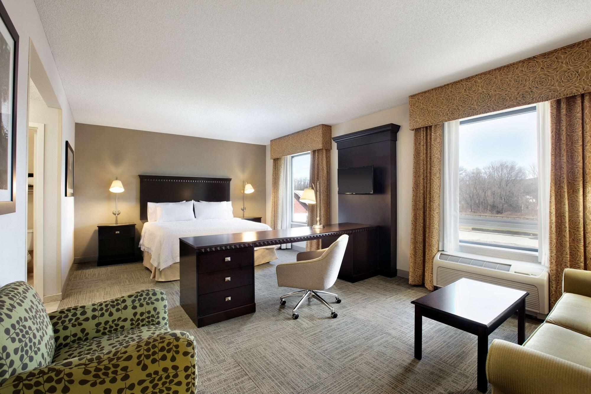 Hampton Inn & Suites Mahwah Exterior foto