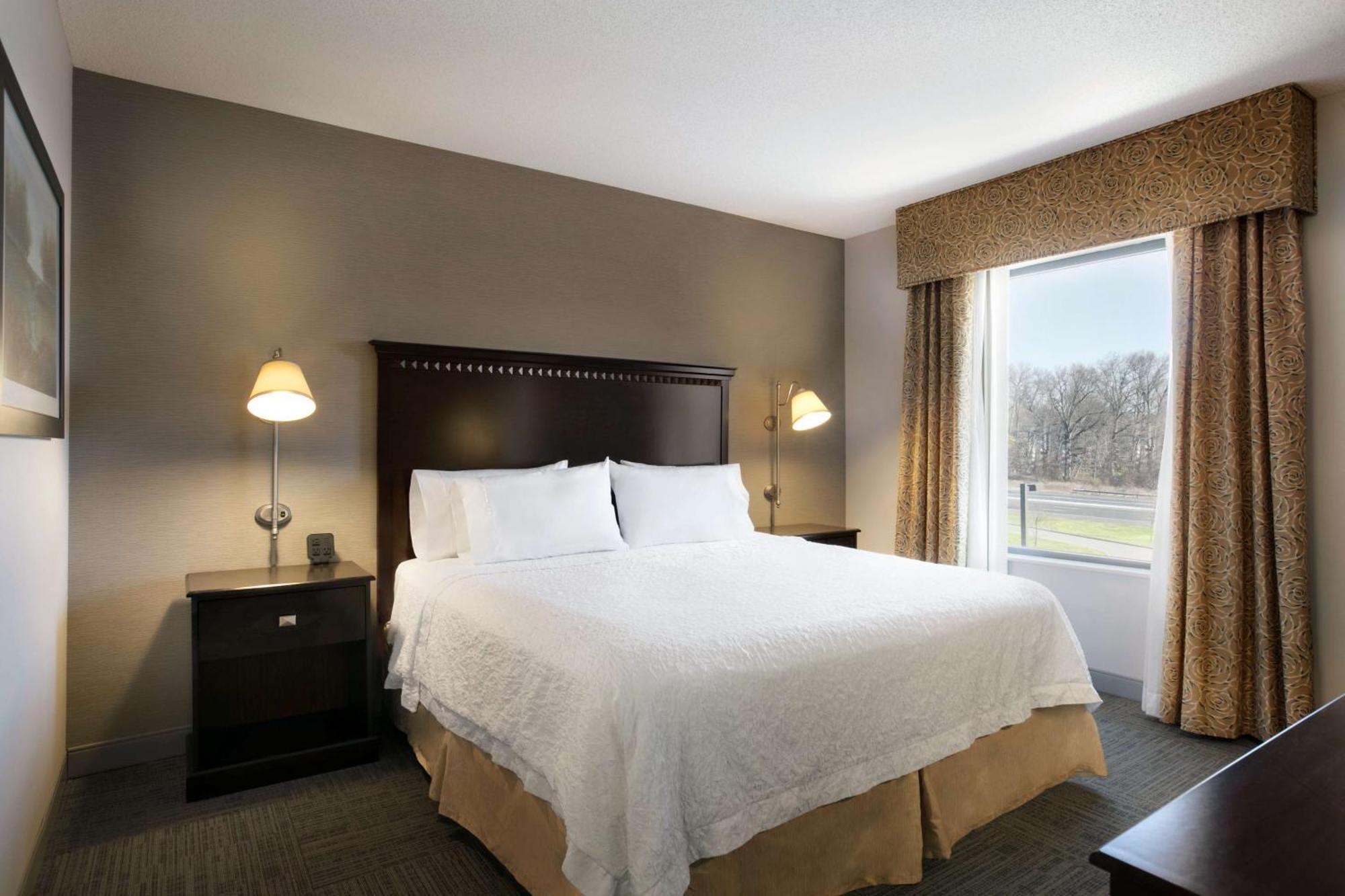 Hampton Inn & Suites Mahwah Exterior foto