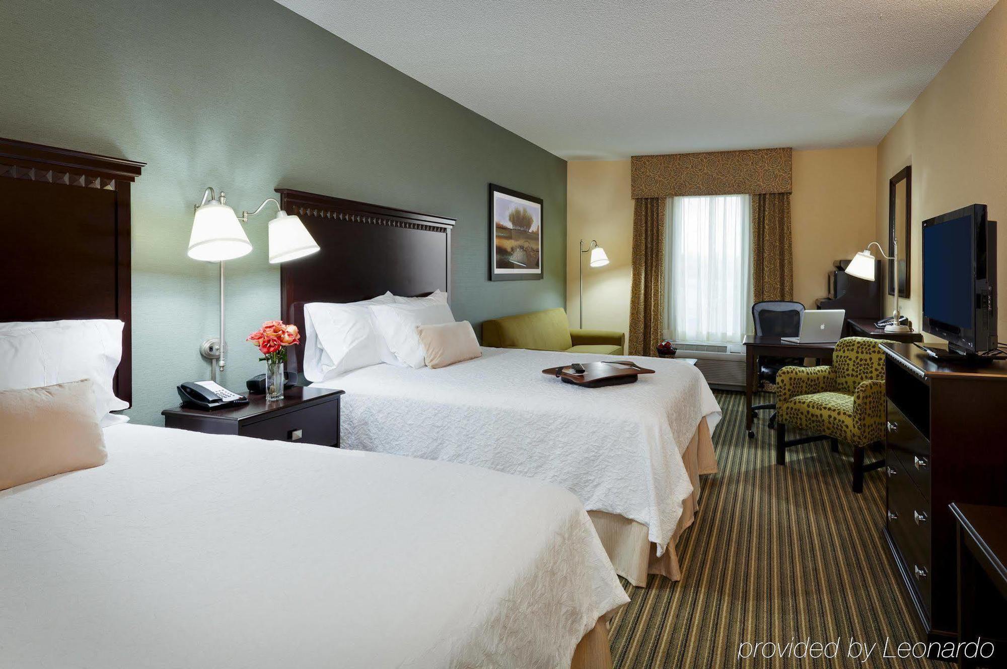 Hampton Inn & Suites Mahwah Exterior foto